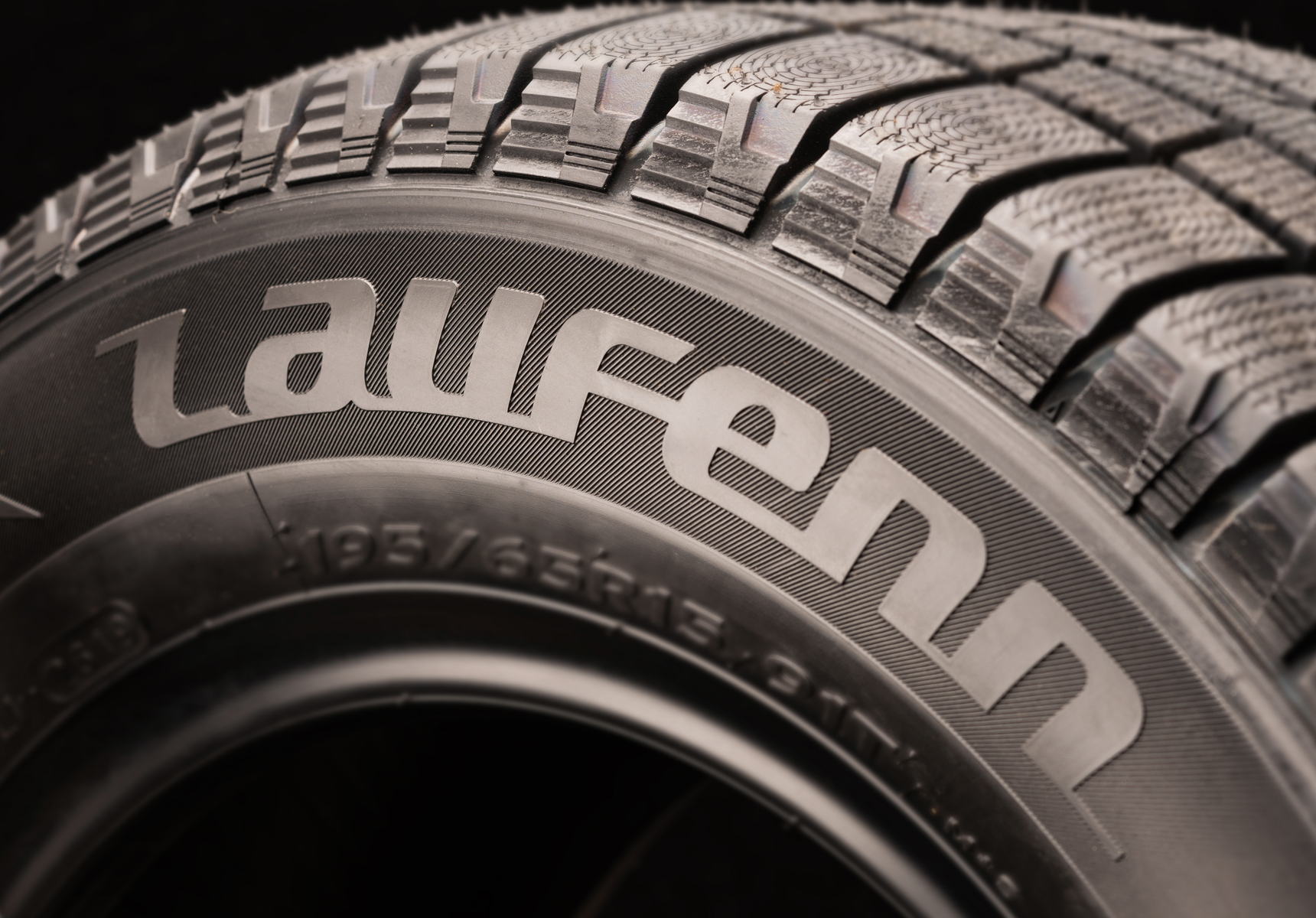 LAUFENN Pneus Illimités